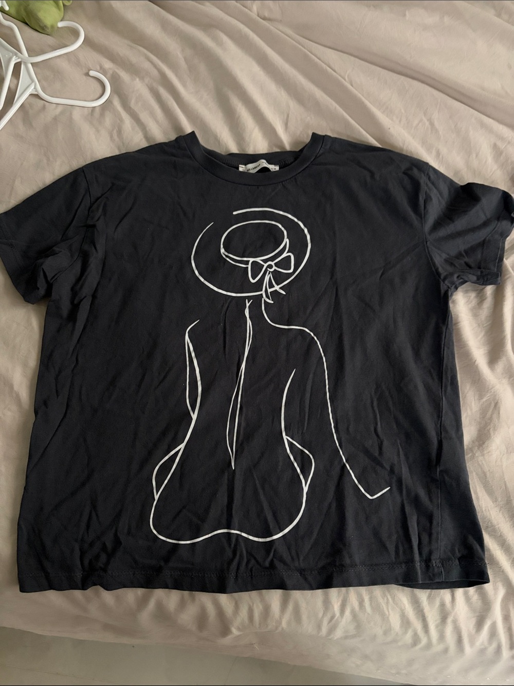 Pull&Bear Black T-Shirt with White Line-Art Woman Graphic